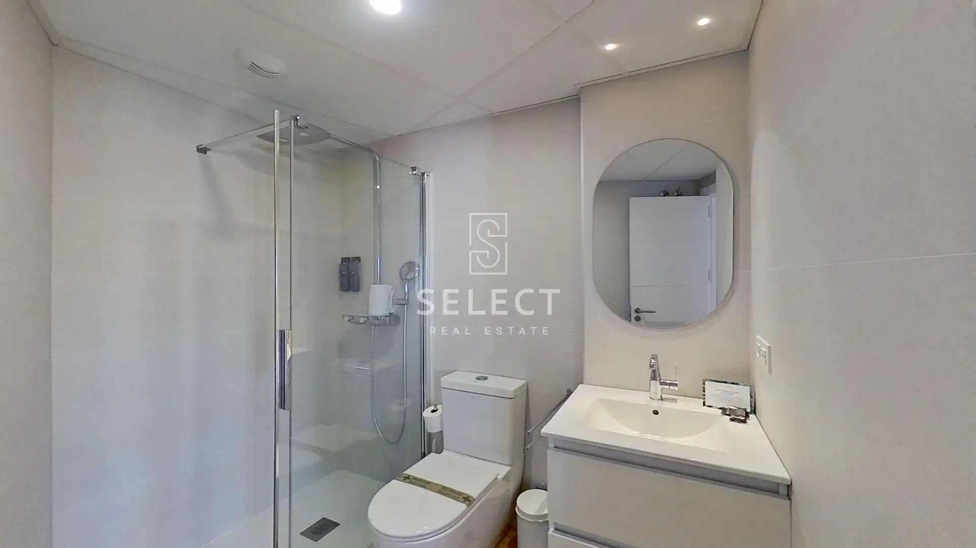 Badezimmer von Wohnungen zum Verkauf in Motril mit Klimaanlage, Heizung und Terrasse