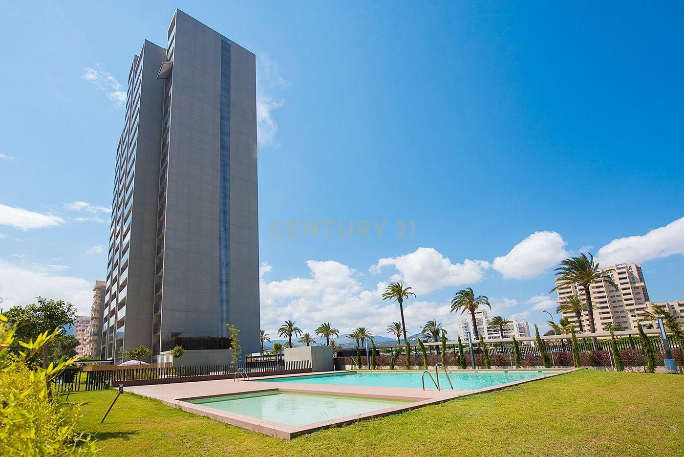 Swimming pool of Apartment to rent in Calpe / Calp  with Air Conditioner, Furnished and Washing machine
