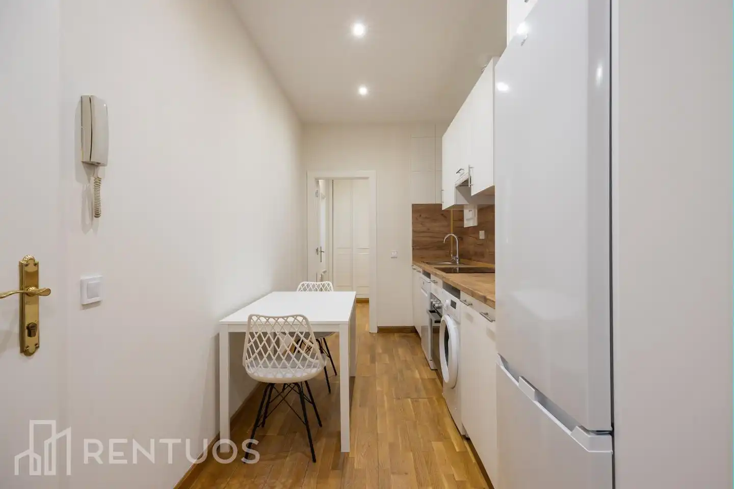 Kitchen of Flat for rent in Madrid  with Air Conditioner, Heating and Furnished