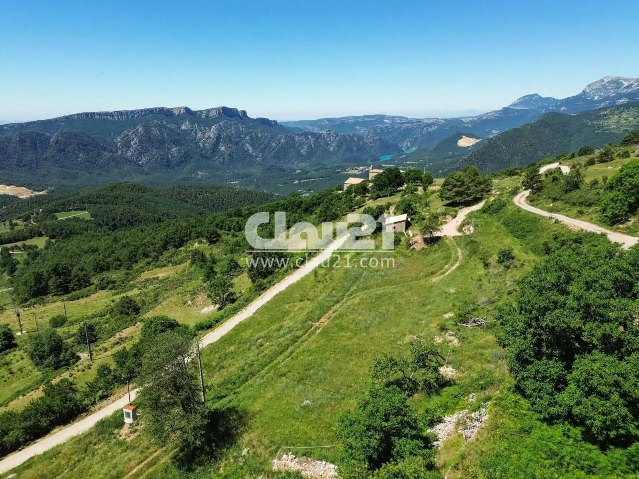 Country homes for sale in Calle Refugi Cal Foguet, Guixers