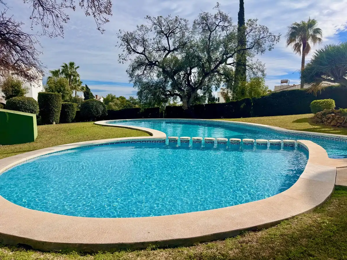 Apartament amb piscina en venda a Calahonda, imagen 25