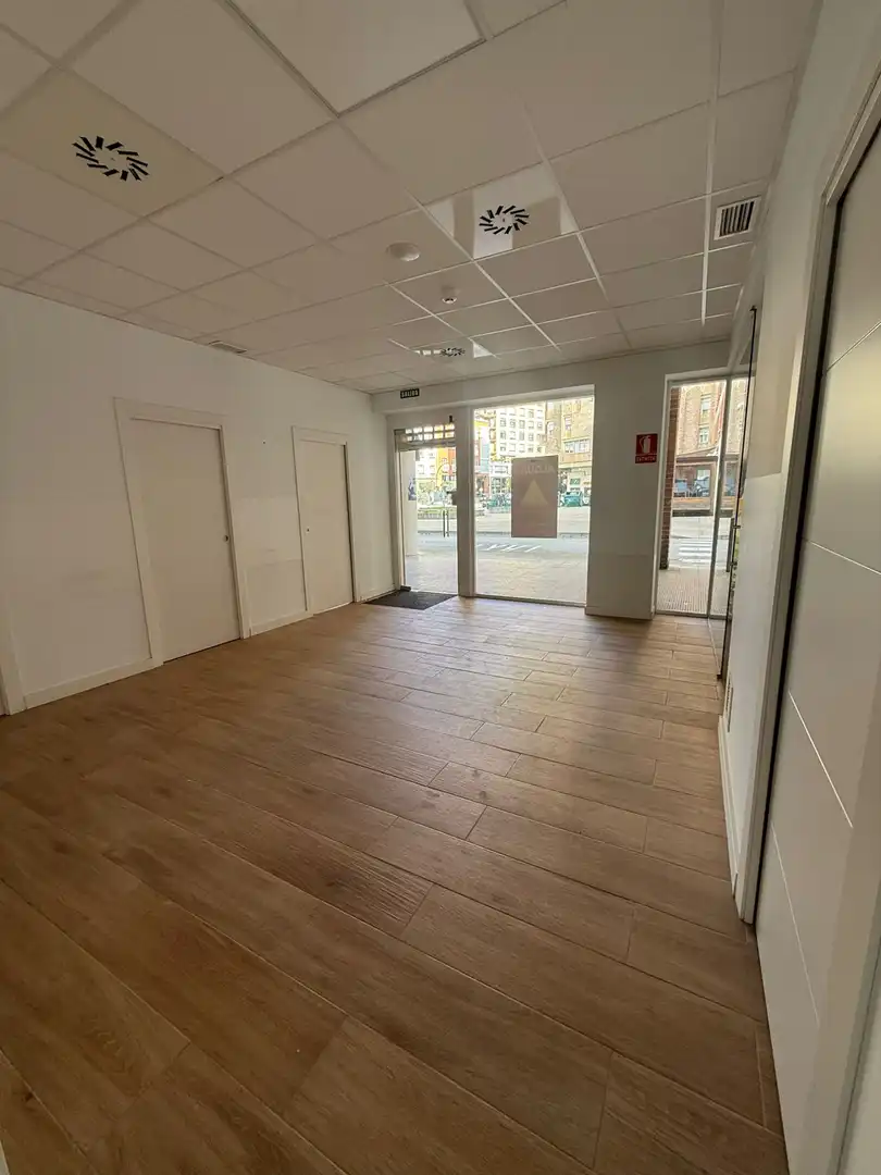 Local comercial de lloguer a Burlada-Burlata - Calle las Maestras 2, imagen 4