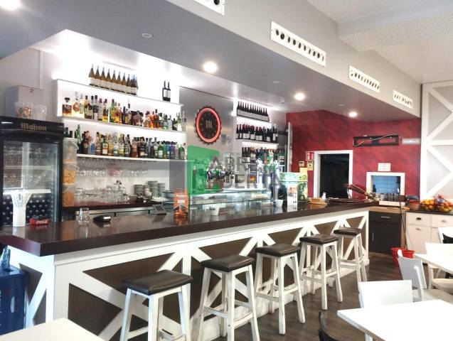 Local comercial en Alquiler en Barbadás