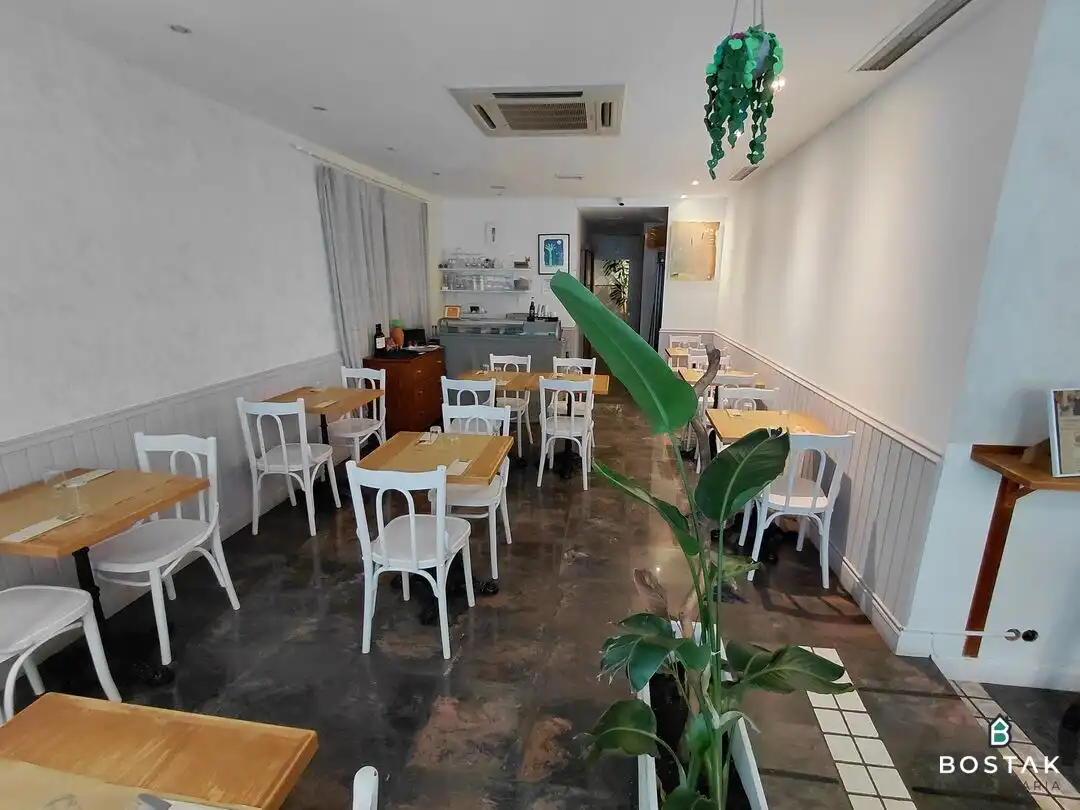 Local comercial en alquiler en Ibaiondo, imagen 3