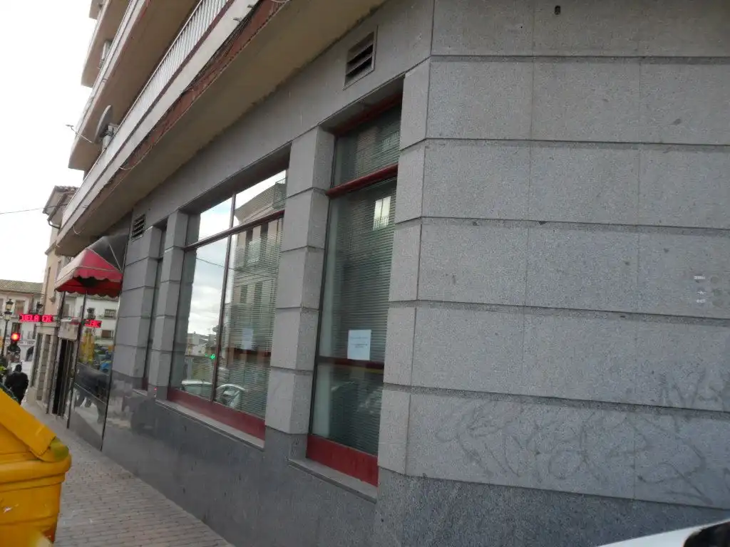 Local comercial de lloguer a Centro, imagen 3