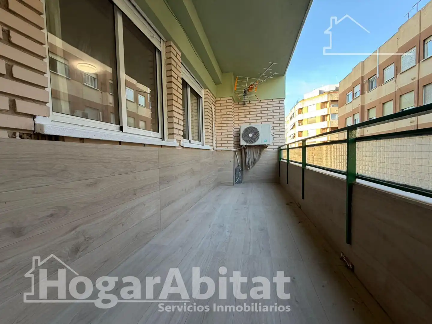 Habitación de Piso en venta en Llíria con Aire acondicionado y Balcón