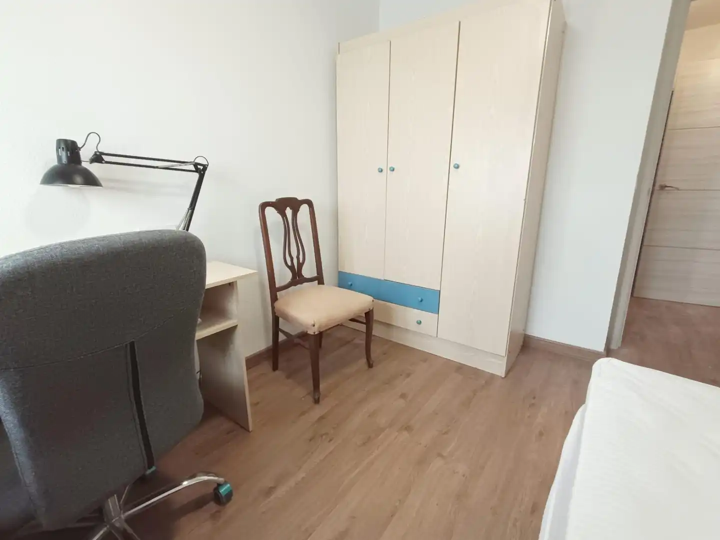 Bedroom of Flat for rent in Córdoba  with Furnished