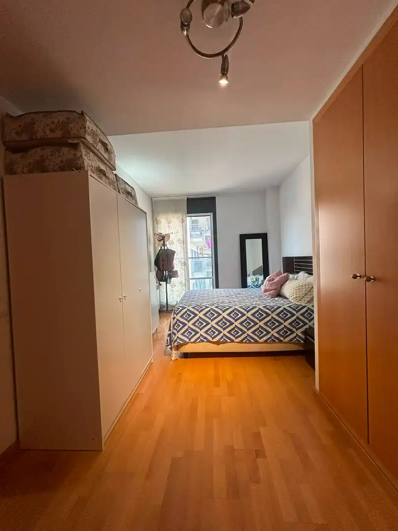 Habitación de Ático en venta en Badalona con Aire acondicionado, Calefacción y Trastero