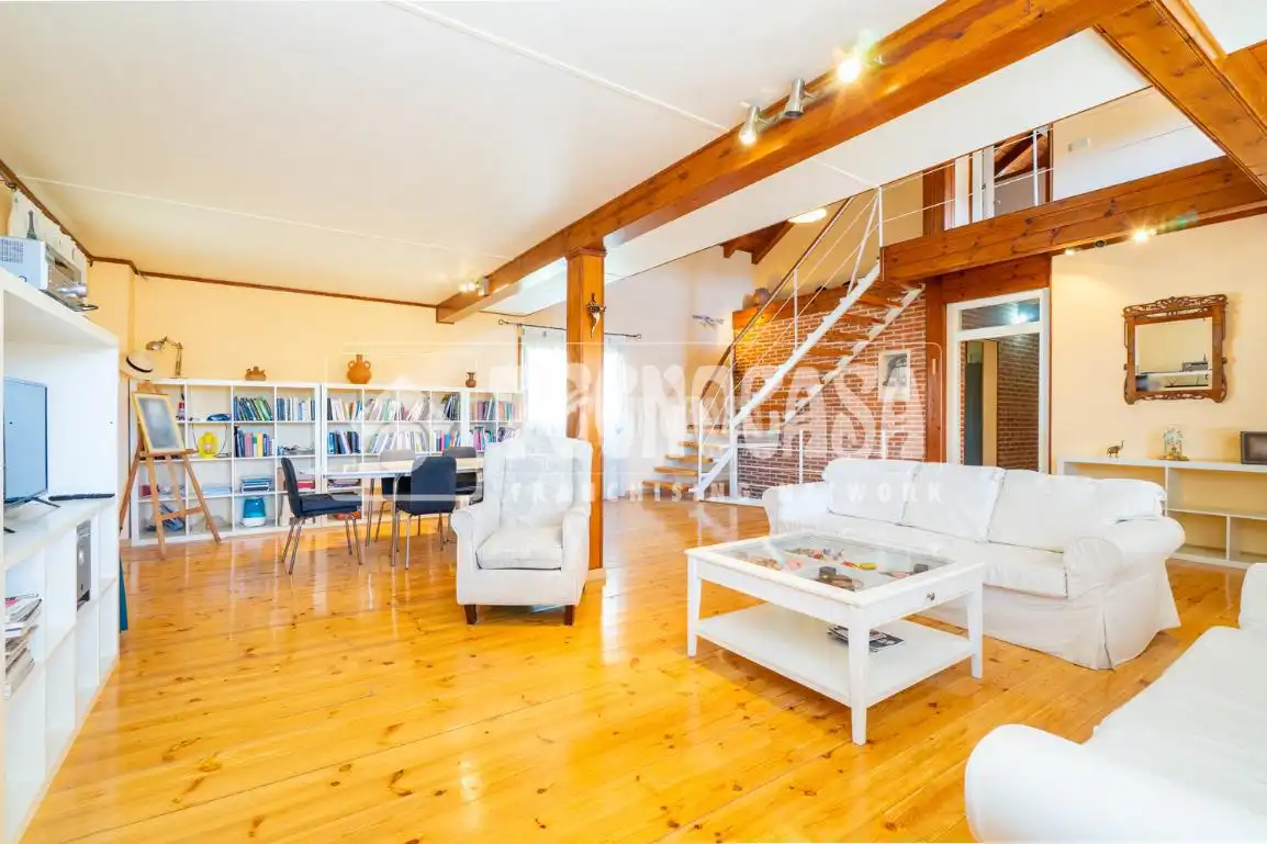 Sala de estar de Casa o chalet en venta en Guadalix de la Sierra con Calefacción, Jardín privado y Terraza
