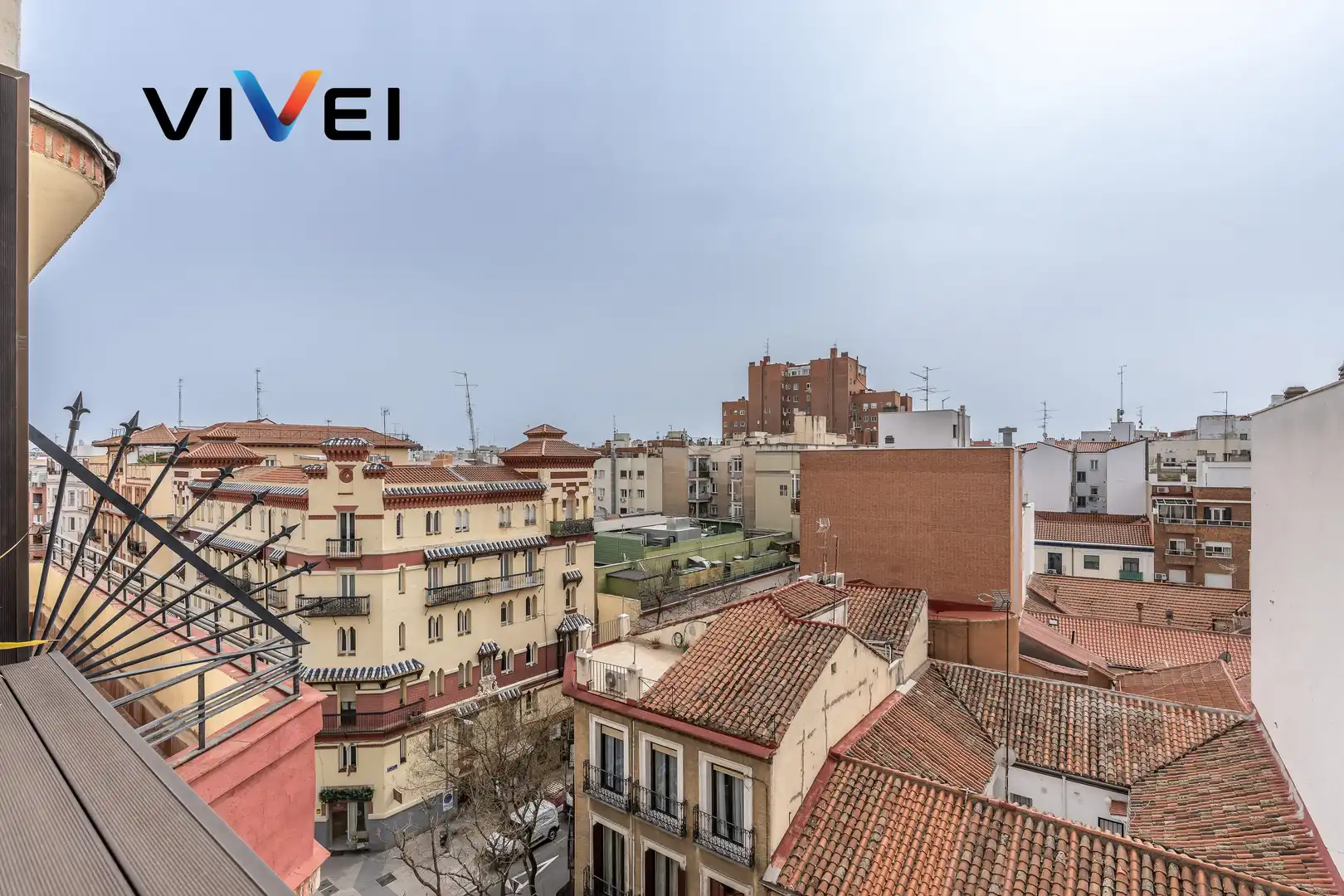 Außenansicht von Dachboden zum Verkauf in Madrid mit Klimaanlage, Heizung und Terrasse