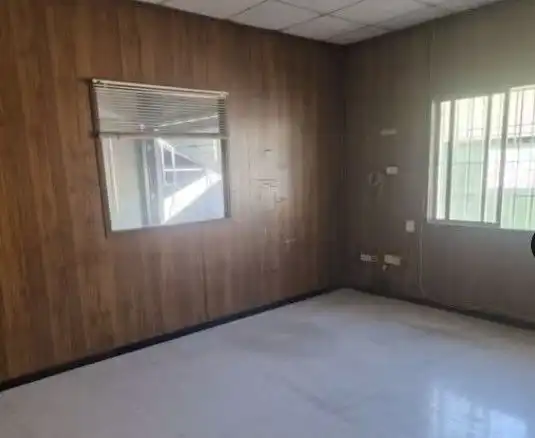 Nau industrial en venda en Bellavista - La Palmera