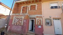 Vista exterior de Casa o xalet en venda en Arenas de San Juan 