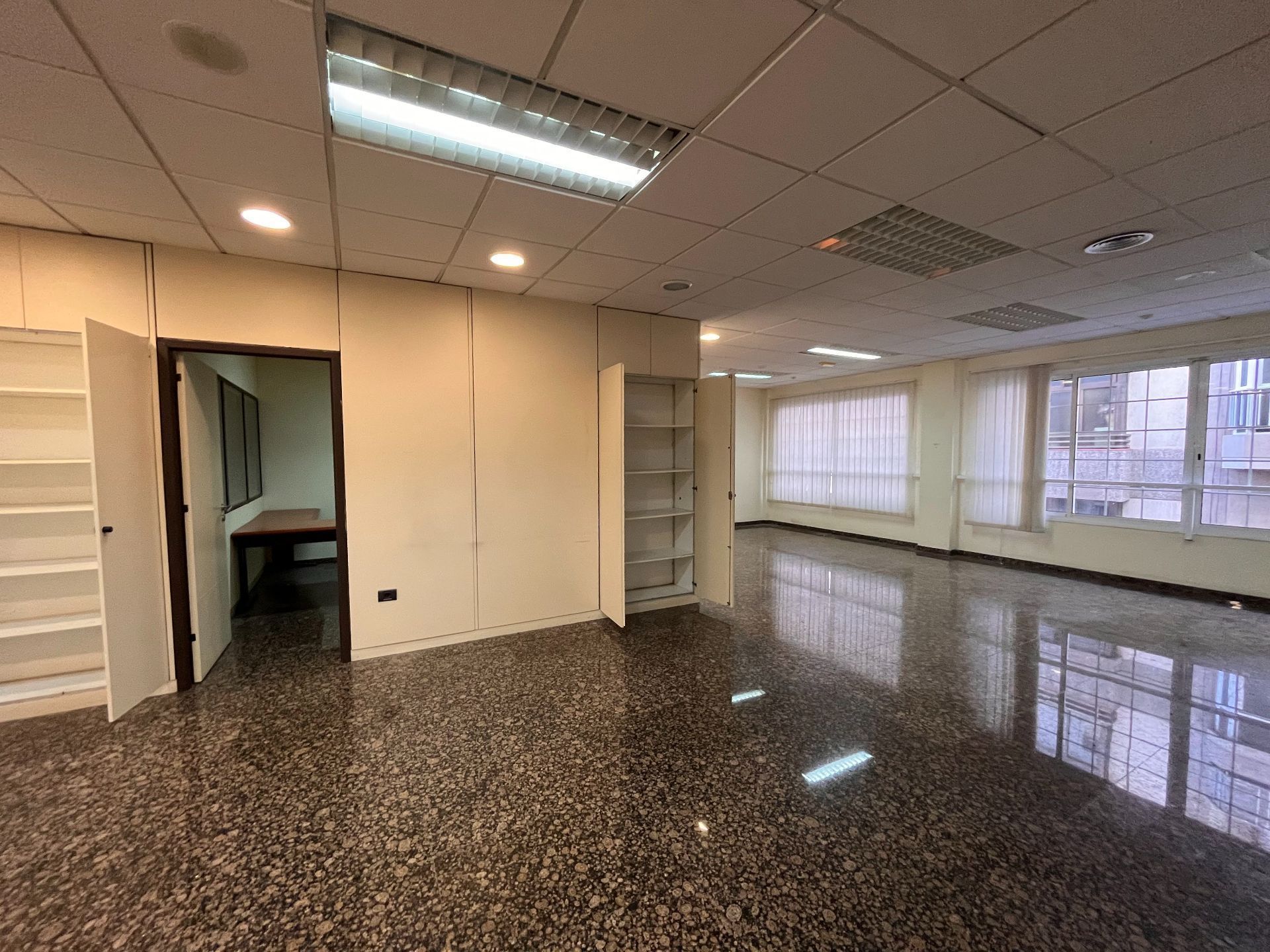 Oficina de lloguer en  Santa Cruz de Tenerife Capital