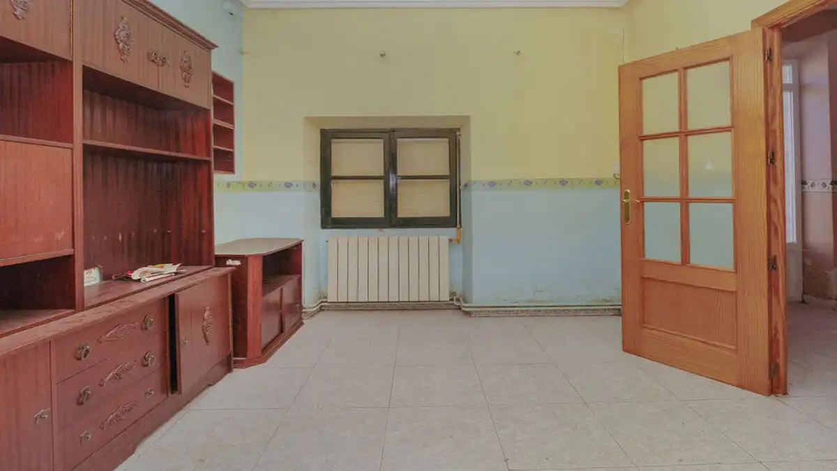 Casa adosada en venta en Valdepeñas