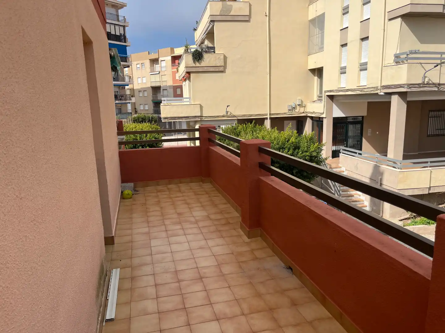 Terraza de Piso en venta en Salobreña con Terraza, Trastero y Piscina comunitaria