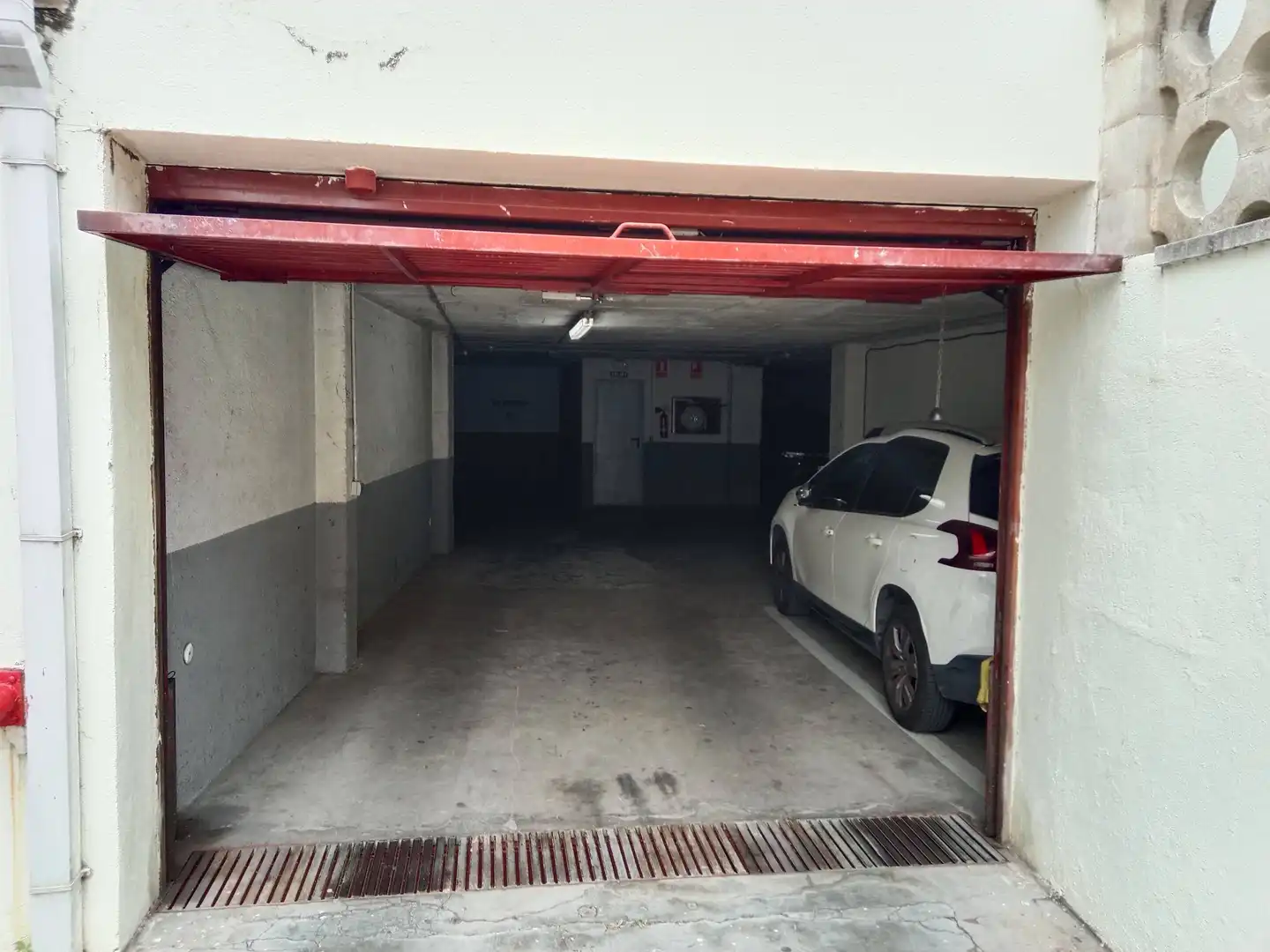 Parking de Piso en venta en Calella con Calefacción, Terraza y Amueblado