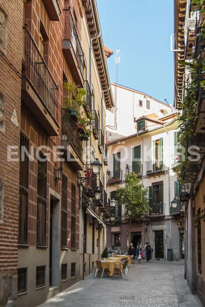 Außenansicht von Wohnung zum Verkauf in Madrid mit Heizung und Balkon