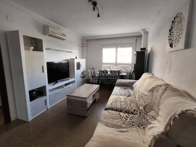 Piso en Venta en Cobreros Viejo