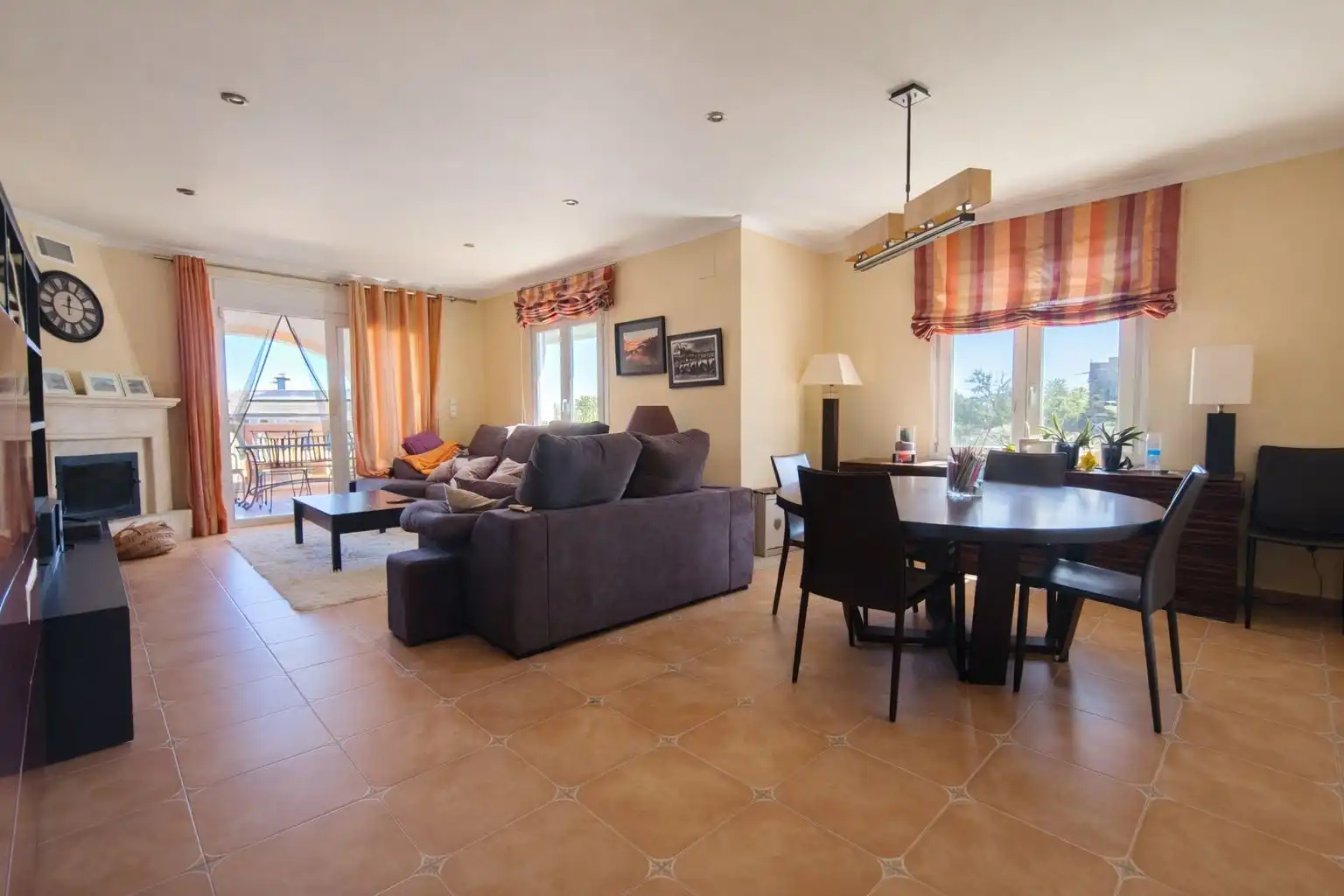 Detached house with pool for sale in El Montgó, imagen 9