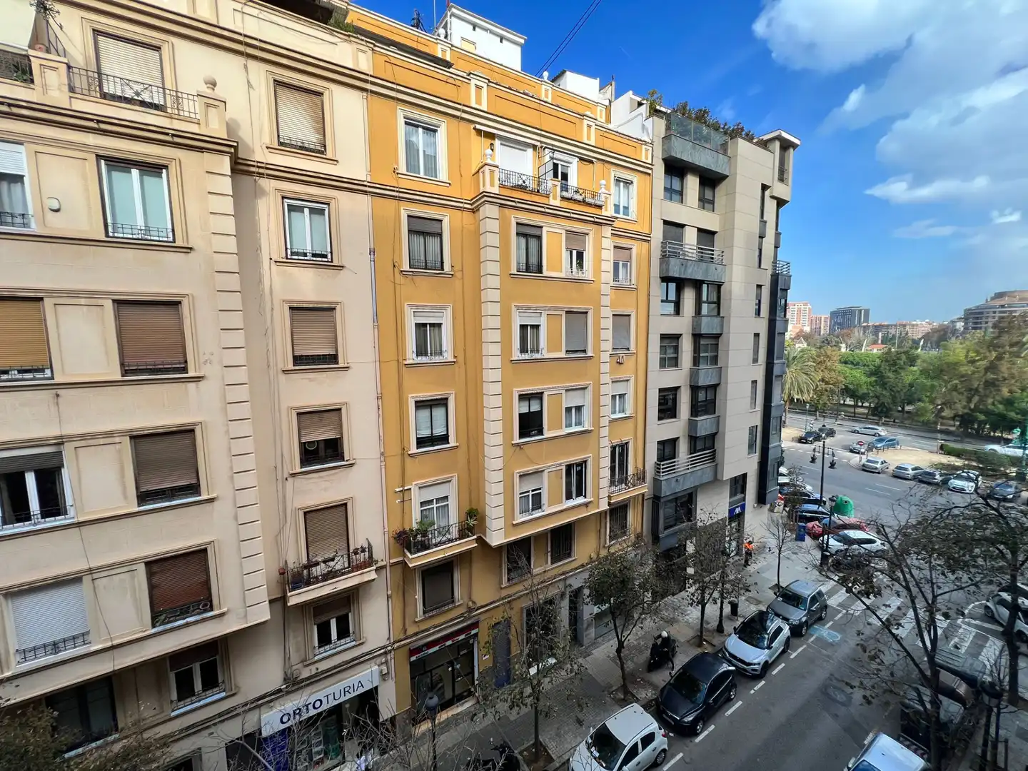 Vista exterior de Piso de alquiler en Valencia con Aire acondicionado, Calefacción y Amueblado