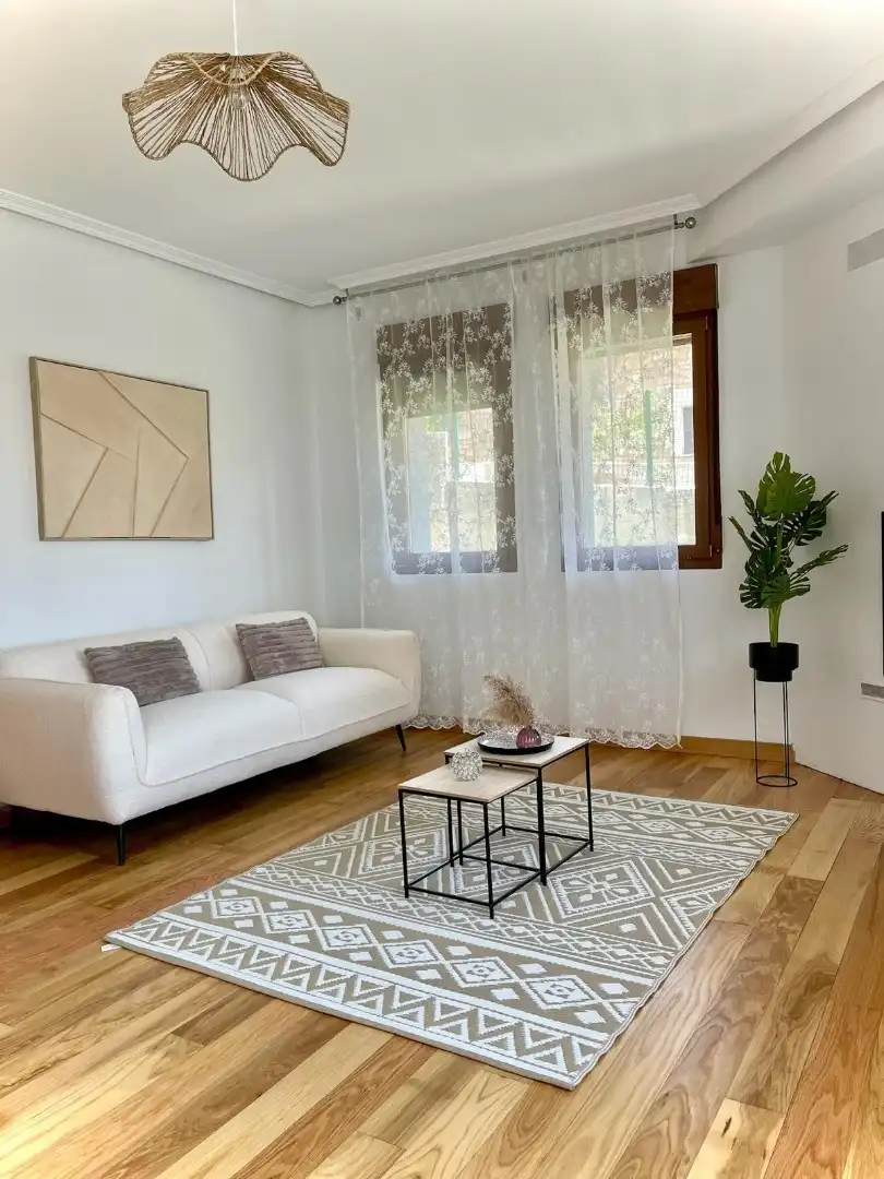 Sala d'estar de Casa o xalet en venda en Villayerno Morquillas amb Calefacció, Jardí privat i Terrassa