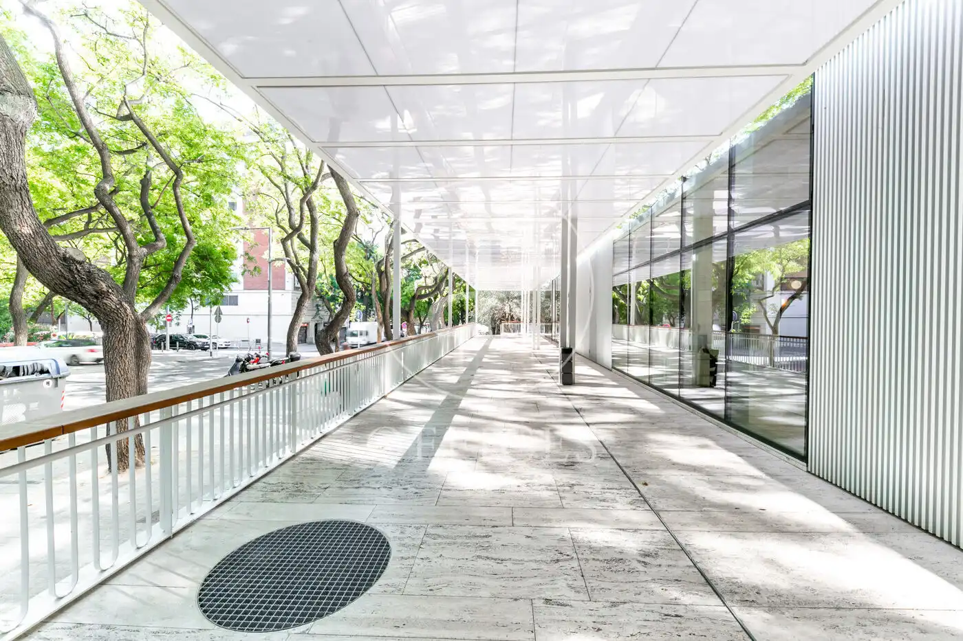 Vista exterior de Oficina de lloguer en Barcelona amb Aire condicionat i Calefacció