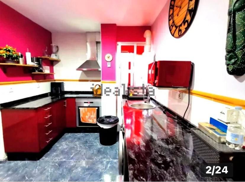 Cuina de Pis en venda en  Valencia Capital amb Aire condicionat, Moblat i Forn