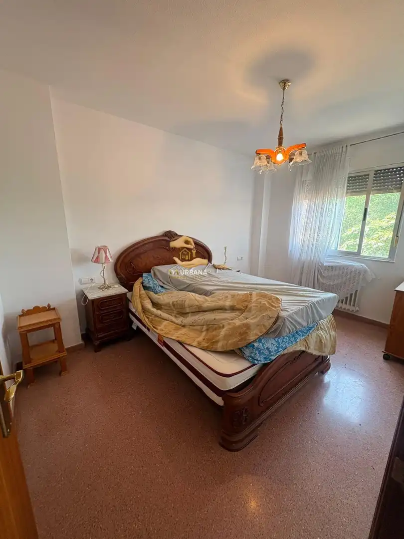 Schlafzimmer von Einfamilien-Reihenhaus zum Verkauf in Aldealengua