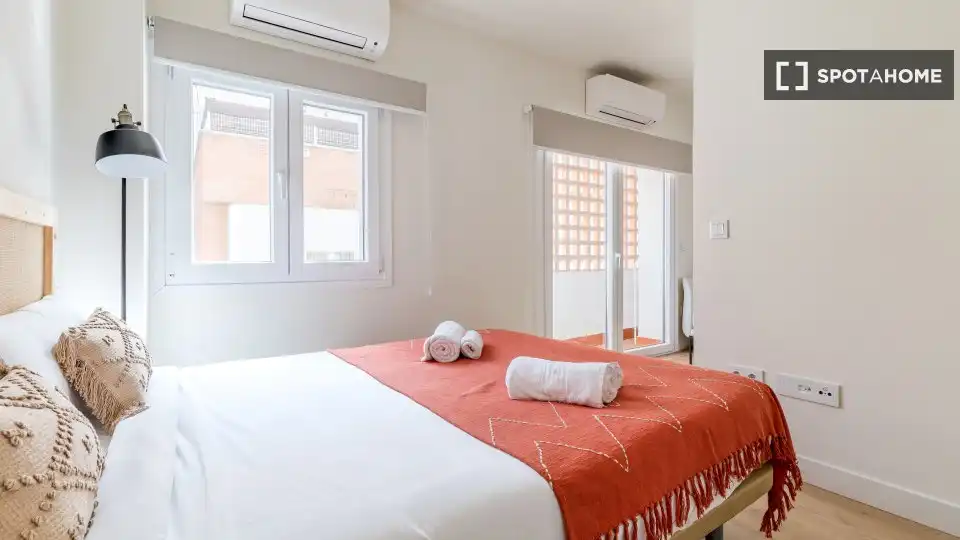 Flat with terrace to rent in Tetuán, imagen 6