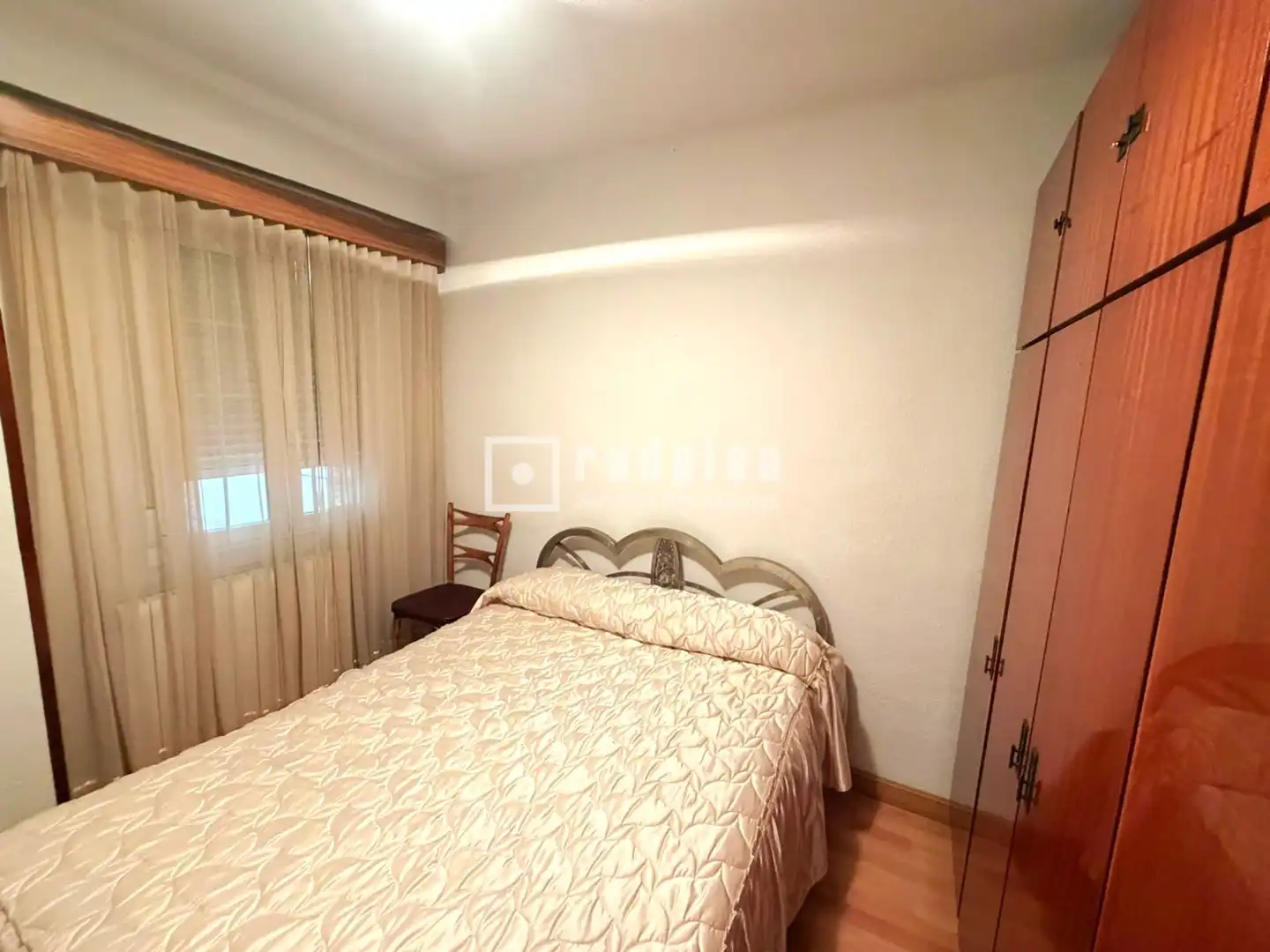 Bedroom of Flat for sale in Madrid  with Air Conditioner, Heating and Private garden