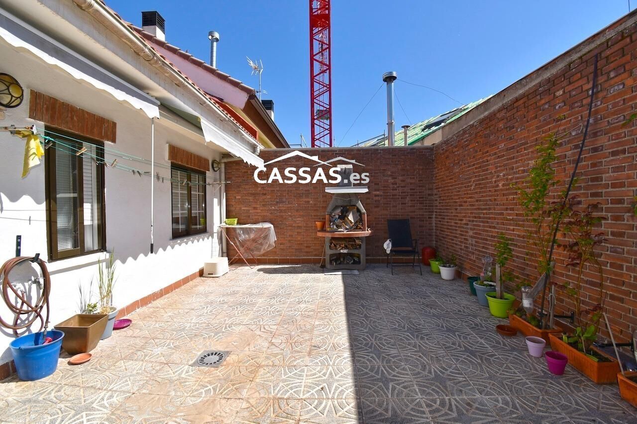 Casa o xalet en venda a Calle del rio henares , Virgen del Rosario