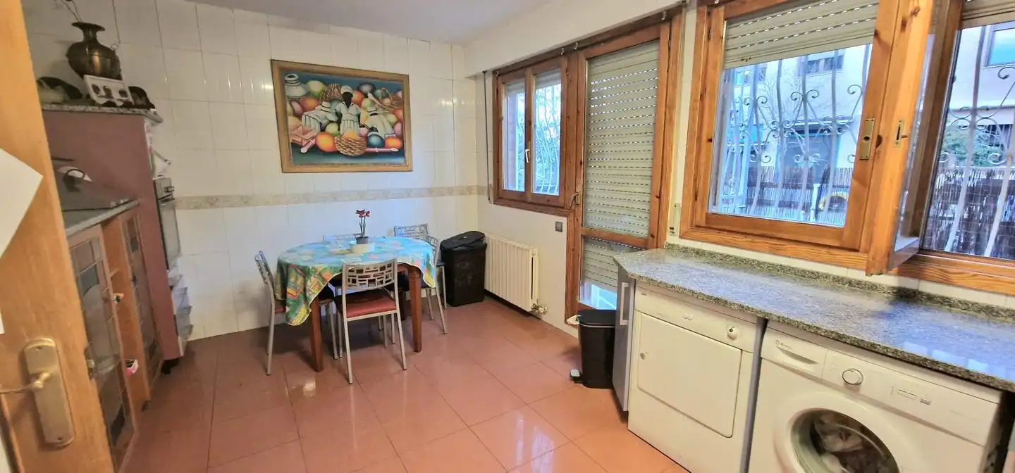 Kitchen of Detached homes for sale in Zaragoza  with Air Conditioner, Heating and Private garden