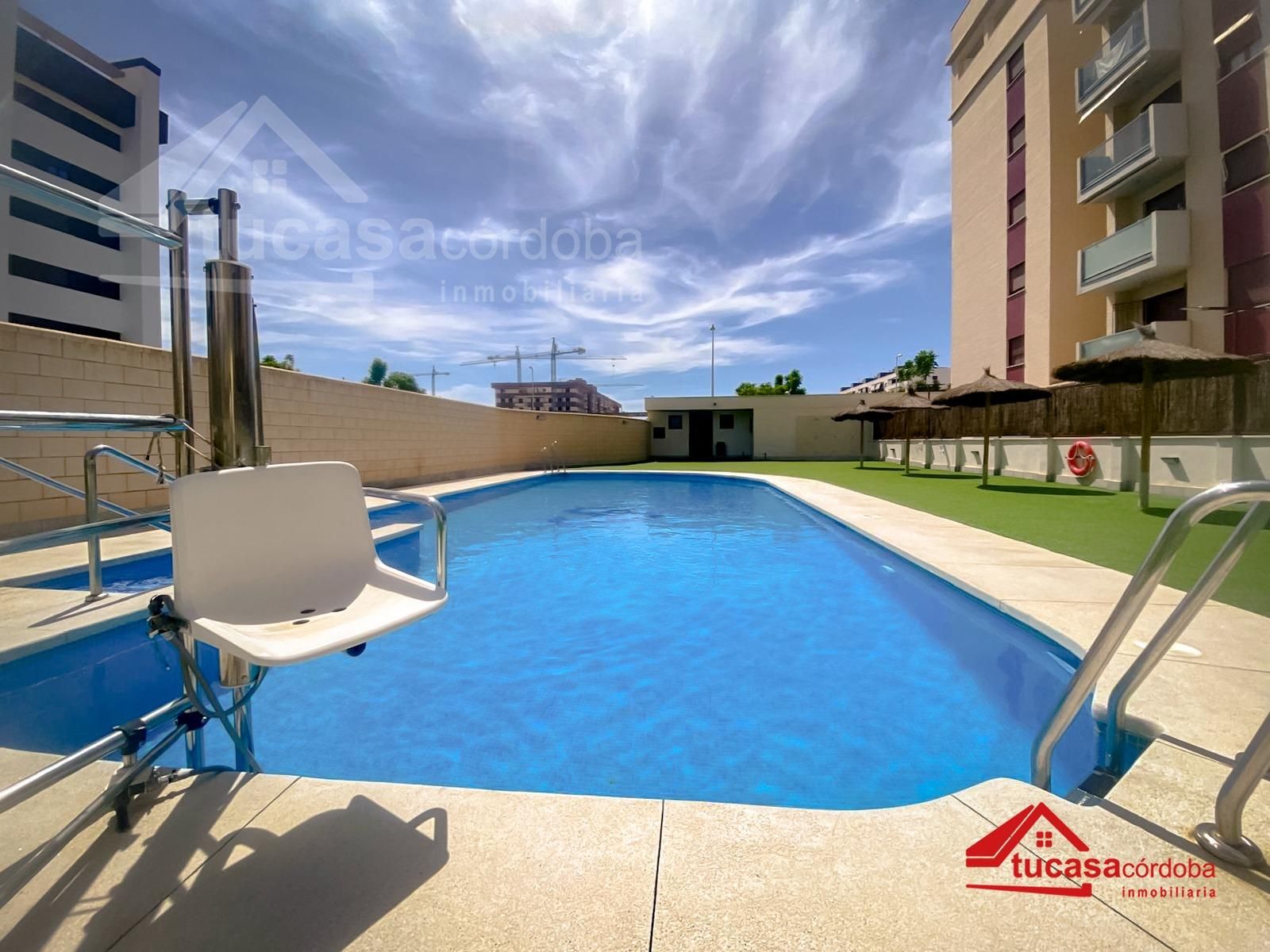 Swimming pool of Flat for sale in  Córdoba Capital  with Air Conditioner, Parquet flooring and Community pool