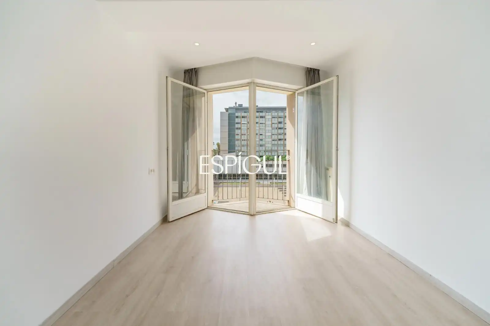 Ático con terraza en venta en Trelawny, imagen 16