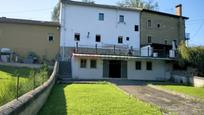 Vista exterior de Casa o xalet en venda en Siero amb Terrassa i Balcó