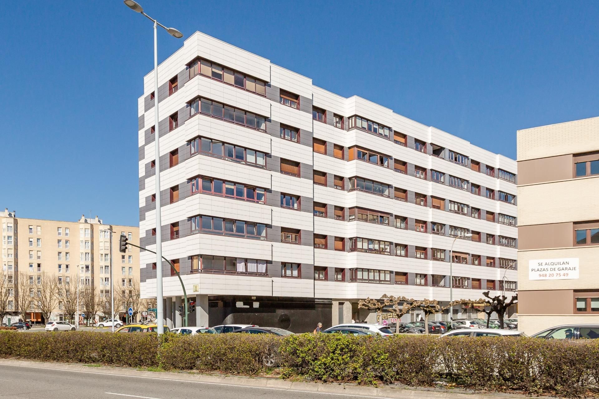 Vista exterior de Piso en venta en  Pamplona / Iruña con Aire acondicionado, Parquet y Trastero