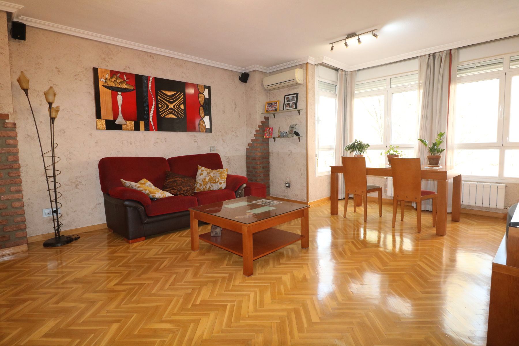 Sala d'estar de Pis en venda en Getafe amb Aire condicionat, Calefacció i Parquet