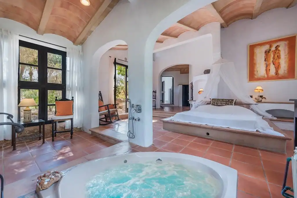 Habitación de Finca rústica en venta en Santanyí con Calefacción, Jardín privado y Terraza