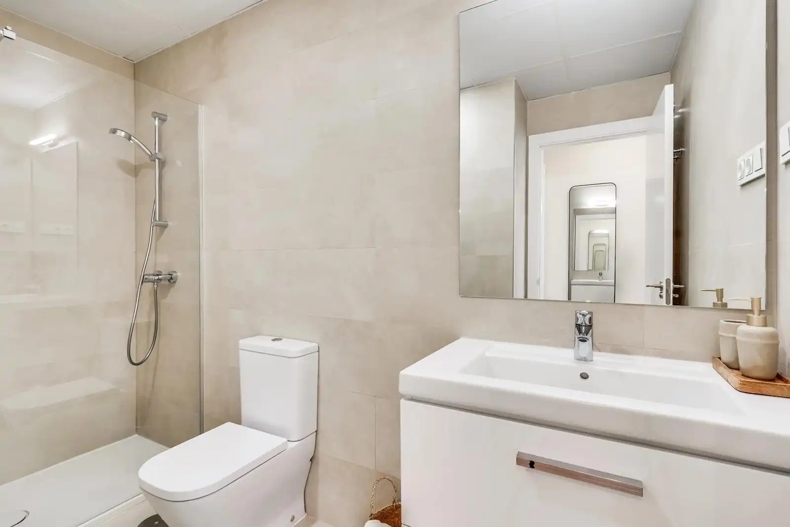 Badezimmer von Wohnungen zum Verkauf in Málaga mit Klimaanlage, Heizung und Terrasse