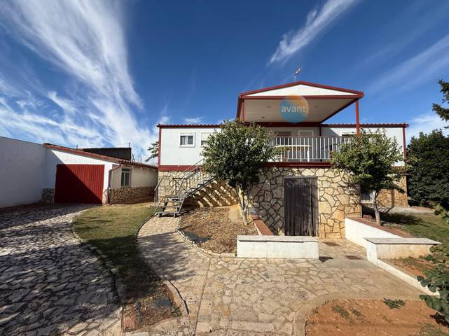 Casa-chalet en Venta en Robliza de Cojos