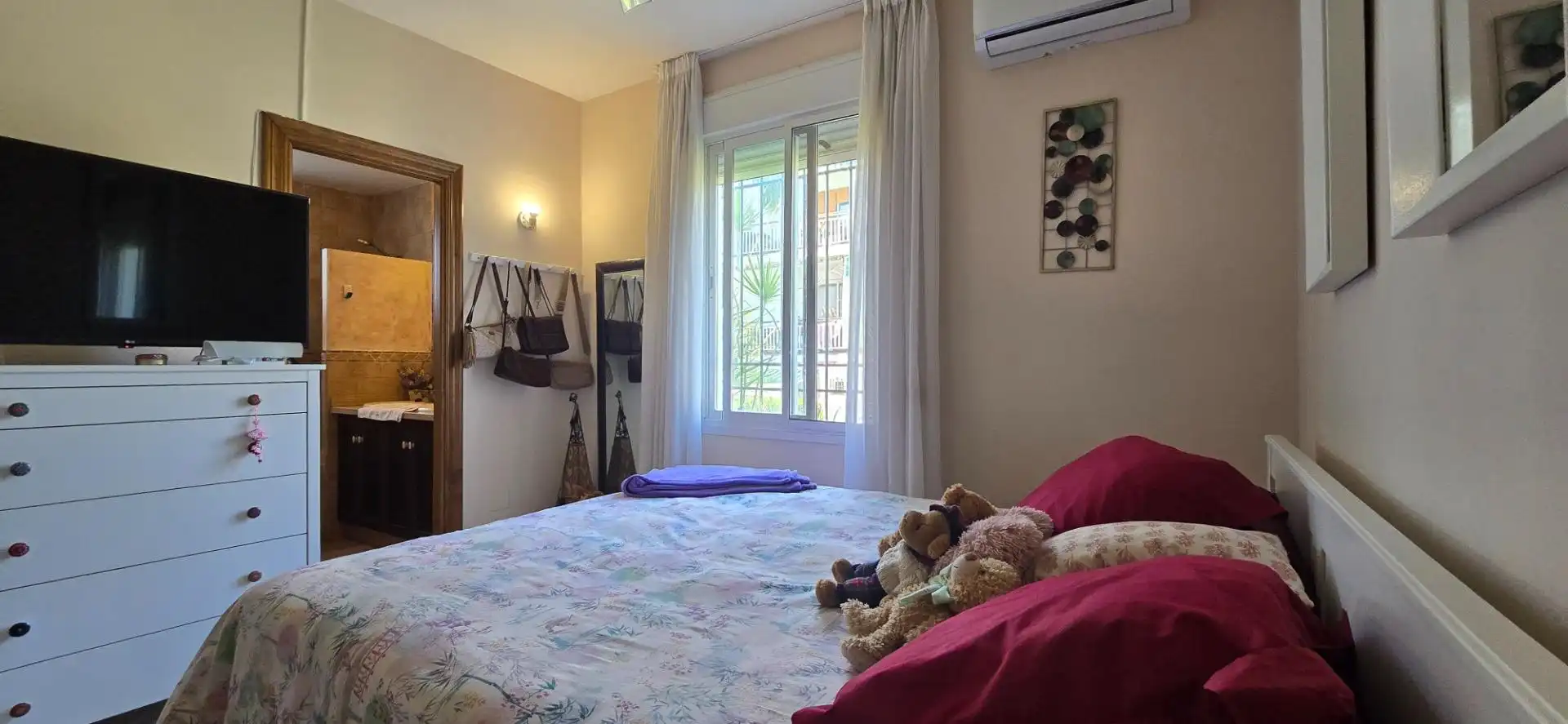 Dormitori de Planta baixa en venda en Marbella amb Aire condicionat, Jardí privat i Terrassa