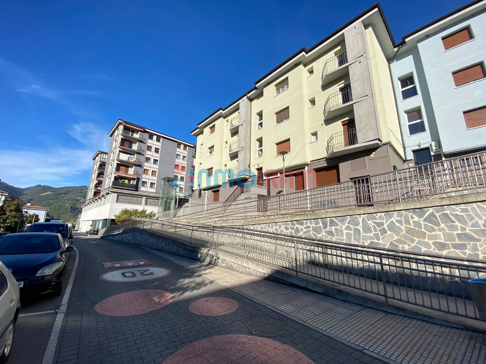 Exterior view of Flat for sale in Olaberria  with Heating, Terrace and Furnished