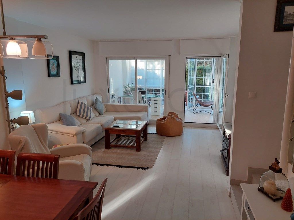 Sala d'estar de Casa o xalet en venda en Cambrils amb Aire condicionat i Terrassa
