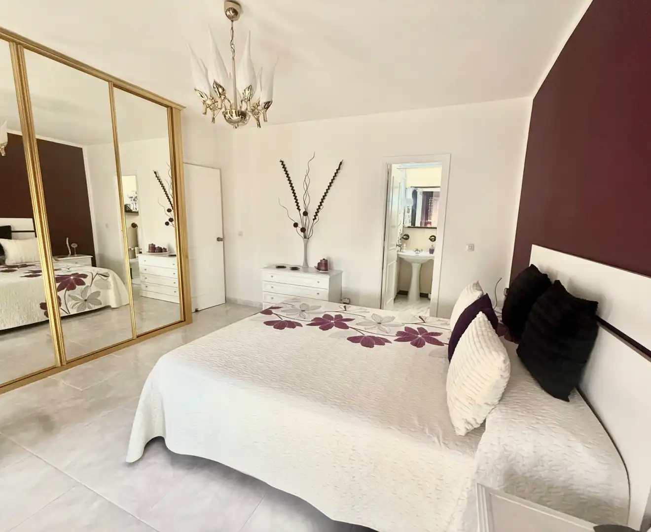 Bedroom of Flat for sale in Madrid  with Heating, Terrace and Furnished