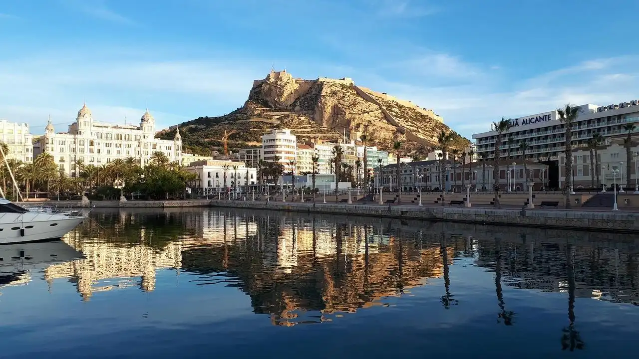 Chalet con terraza en venta en Playa de San Juan - El Cabo de las Huertas, imagen 15