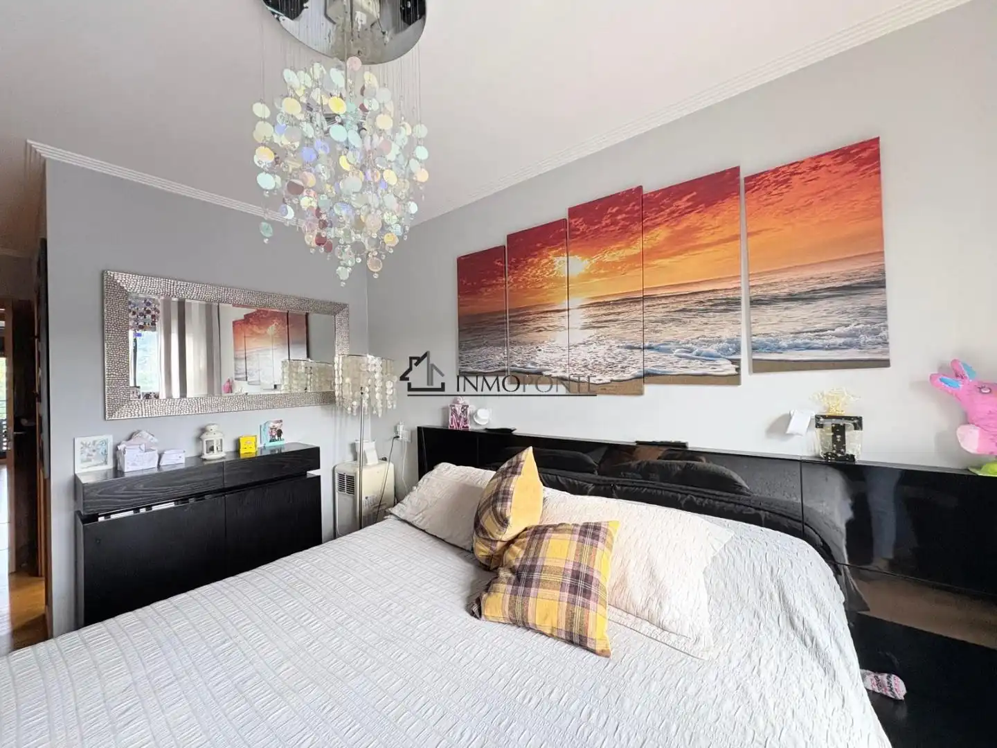 Bedroom of Flat for sale in Pontevedra Capital   with Heating, Storage room and Swimming Pool