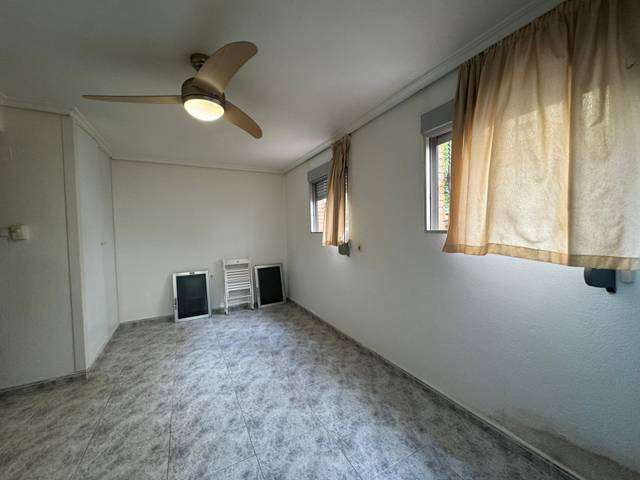 Piso en Venta en Calle Farruca en San Pablo