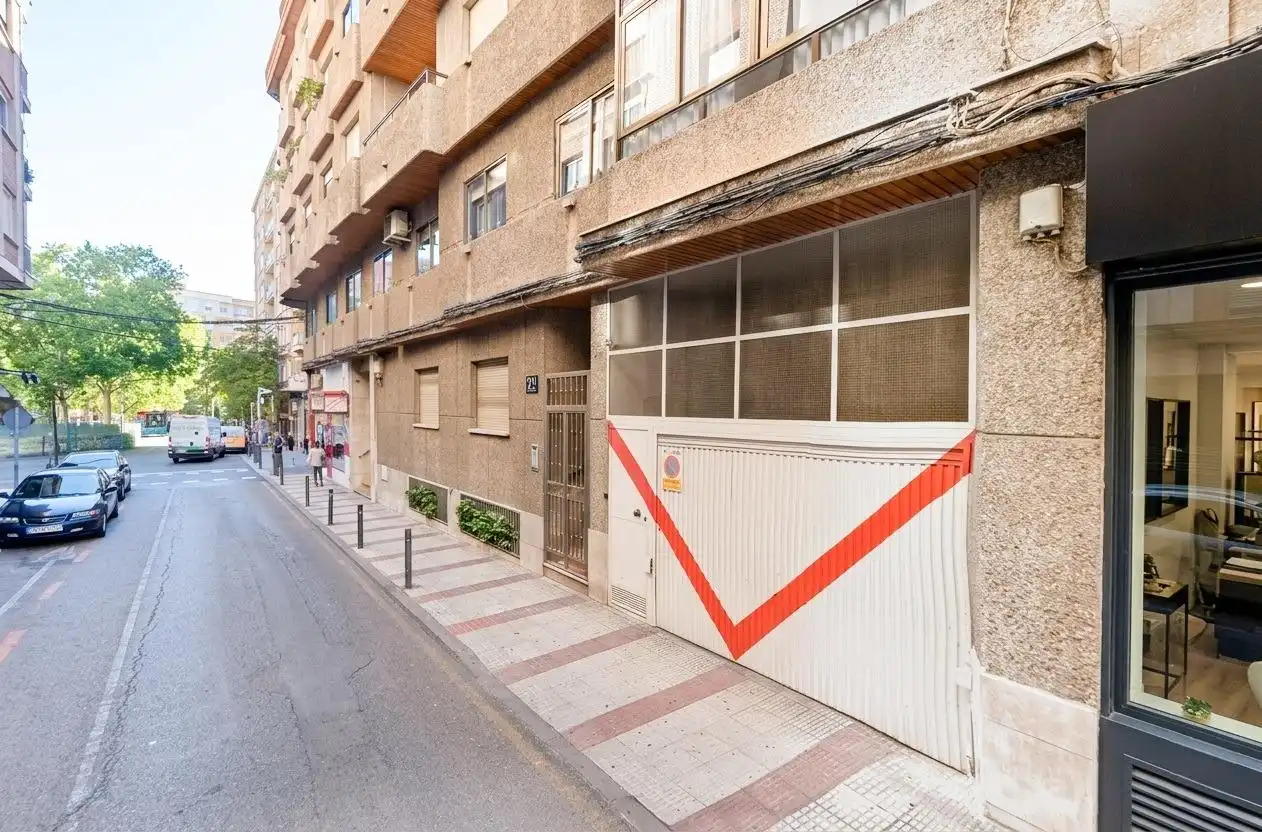 Aparcament amb ascensor en venda a Calle Pablo Neruda, imagen 9