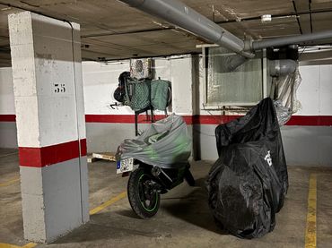 Aparcament en venda a Avenida San José de Calasanz