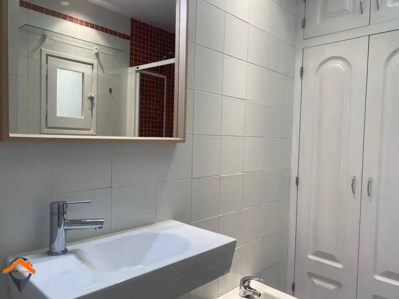 Baño de Piso en venta en Sabadell con Balcón
